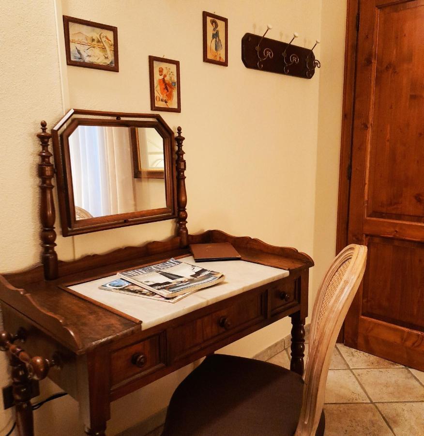 Boutique Hotel Fox'S Inn San Giustino Valdarno Exterior foto